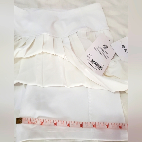 NWT Athleta XS TP (Tres Petite) Elevate Skort in White - Picture 13 of 14